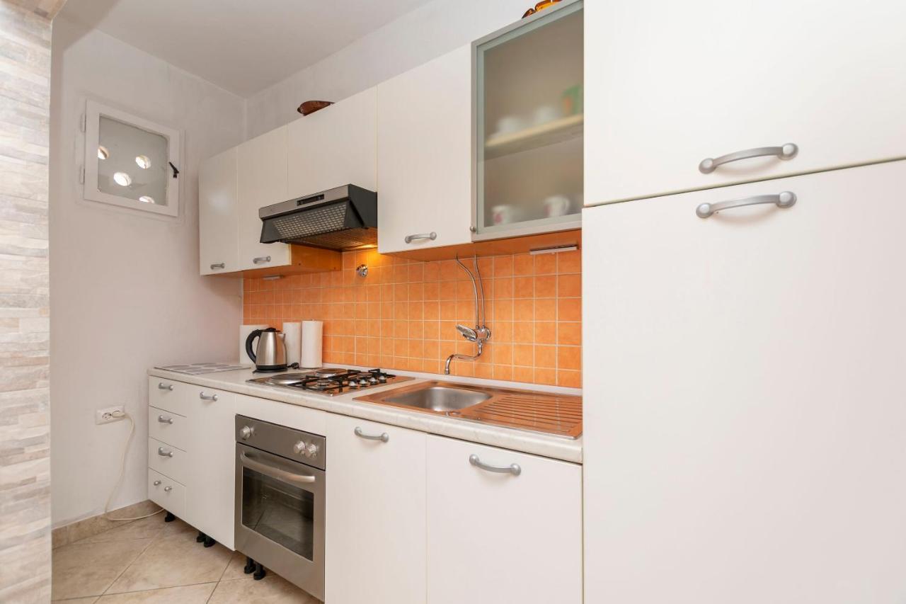 Apartments Milica Kaštela Exteriér fotografie